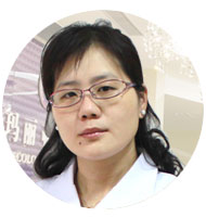 <b>张燕</b>